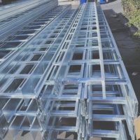 Chemin de câbles en acier galvanisé avec système de support perforé Plateaux de câbles à haute durabilité