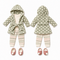 Ensemble pyjama douillet personnalisé à pois en polaire pour poupée, comprenant un peignoir à capuche, un legging imprimé et des pantoufles, pour accessoires de poupée de mode de 18 pouces