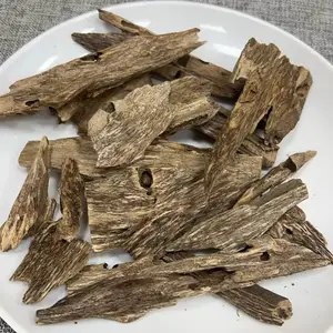 Plantation Base High Quality Pure Natural Wild Agarwood Tablets Wild Agarwood Chinese Oud Chips For Mubarak Burner Oud Chips