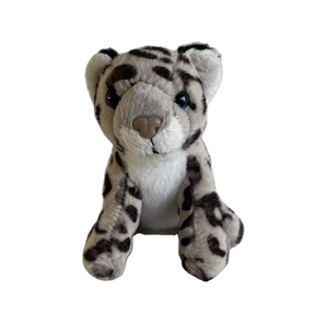 Vente en gros en ligne d'un nouvel ours léopard des neiges en peluche super douce avec remplissage en coton PP techniques brodées - Product Image 1