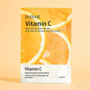 Masque en tissu à la vitamine C de marque privée, à l'acide 3-O-éthyl ascorbique et au sodium, hydratant, éclaircissant et réparateur, format voyage - Product Image 5