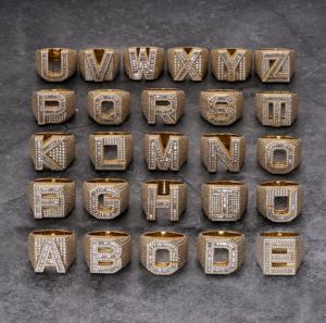 Hip Hop Custom 925 in argento Sterling <span class=keywords><strong>Cz</strong></span> Moissanite anelli gioielli ghiacciati 18K placcato oro A-Z con scritta anello per gli uomini - Product Image 1