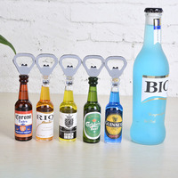 Mini décapsuleur magnétique en forme de bouteille de bière, aimant de réfrigérateur en acrylique, logo personnalisé, cadeau de bar, vente en gros