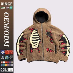 Service OEM personnalisé, sweats à capuche streetwear avec broderie de crâne et impression graphique, sweats à capuche d'hiver décontractés en tissu de velours côtelé, sweats à capuche zippés pour hommes en sherpa - Product Image 1