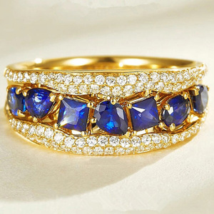 Anello Vintage con Design Geometrico Classico da Donna - Product Image 3