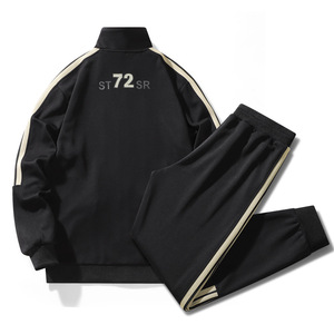 Primavera e autunno <span class=keywords><strong>pantaloni</strong></span> casual con cappuccio top girocollo <span class=keywords><strong>pantaloni</strong></span> lunghi sportivi <span class=keywords><strong>di</strong></span> marca <span class=keywords><strong>di</strong></span> moda sportiva da <span class=keywords><strong>uomo</strong></span> set in due pezzi - Product Image 3