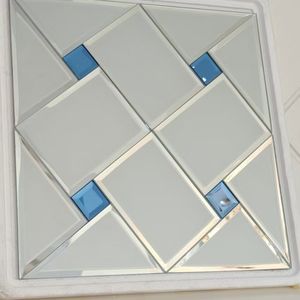 Azulejos de mosaico de vidrio decorativos modernos de alta calidad de 4mm y 5mm para lavandería Farmhouse Home <span class=keywords><strong>Bar</strong></span> Taller al aire libre Precio competitivo - Product Image 1