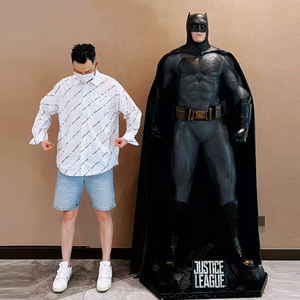 Estatua de Cuerpo Completo de Batman y Spider-Man de <span class=keywords><strong>Marvel</strong></span>, Escala 1/1, Fibra de Vidrio, Hecha a Mano, Caja de Regalo, Adorno Grande, Juguete de Moda para Centro Comercial, Tienda, Sala de Estar - Product Image 3