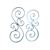 Panneaux de fleurs en aluminium forgé accessoires de porte de clôture composants d'escalier pièces ornementales décoratives S et O défilement ornemental