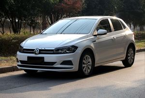 <span class=keywords><strong>Auto</strong></span> Usado Volkswagen <span class=keywords><strong>Polo</strong></span> <span class=keywords><strong>2021</strong></span> 1.5L Automático Versión Colorful Tech 5 Puertas 5 Asientos Hatchback Ahorro de Combustible Alta Configuración - Product Image 4