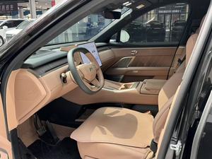 ONVO L90: <span class=keywords><strong>SUV</strong></span> Familiar <span class=keywords><strong>de</strong></span> 3 Filas <span class=keywords><strong>de</strong></span> Asientos, Espacioso Sin Límites, Equipado con la Tecnología NIOs 900V SwapReady. - Product Image 3