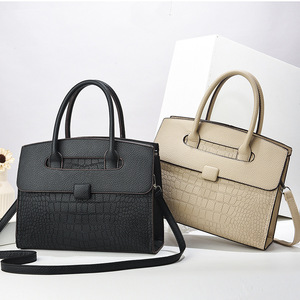 Borsa a Spalla da Donna 2025 Stile <span class=keywords><strong>Europeo</strong></span> e Americano con Motivo <span class=keywords><strong>Coccodrillo</strong></span>, Grande Capacità, Lusso Discreto, Cerniera in Poliestere, Elegante e alla Moda - Product Image 5