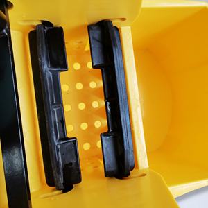 साइड प्रेस रिंगर कॉम्बो पेशेवर वाणिज्यिक मॉप बाल्टी, 30 क्वार्ट सफाई उपकरण, दैनिक सफाई के लिए उपयुक्त - Product Image 4