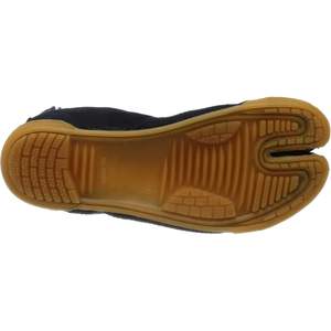 รองเท้าทาบิญี่ปุ่นสำหรับผู้ชาย ยี่ห้อ Matsuri Jog รุ่น Navy แบบ 6 คลิป  พื้นรองเท้าแบบแบน  วัสดุด้านบนเป็นผ้าฝ้าย พื้นรองเท้าชั้นกลาง/พื้นรองเท้าด้านนอกเป็น PVC  ผลิตในประเทศญี่ปุ่น ยี่ห้อ Marugo - Product Image 3