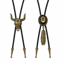Ensemble de 2 cravates bolo vintage style western, pendentifs en alliage de zinc avec crâne de taureau et plume de chapeau de cowboy, avec cordons réglables en cuir PU
