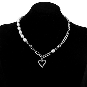Collar con Colgante de Corazón de Perla Plateado Simple y Personalizado, Collares de Acero de Titanio para Mujer, Joyería de Moda al por Mayor - Product Image 5