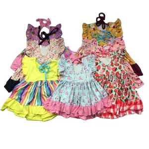 tasarımcı çilek elbise Suppliers-RTS son tasarım çilek ve gökkuşağı ve Flare baskı çocuklar sevgililer elbise bebek kız elbise çocuk butik burgu elbiseler