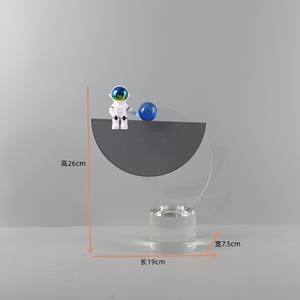 قطع ديكور غرفة المعيشة للمنزل رائد الفضاء سطح المكتب راتنج الجسم المزخرف - Product Image 5