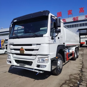 Camión Cisterna <span class=keywords><strong>de</strong></span> <span class=keywords><strong>Agua</strong></span> Usado Sinotruk Howo 6x4 8x4 10m3 8m3 con Motor Diésel <span class=keywords><strong>de</strong></span> <span class=keywords><strong>Segunda</strong></span> <span class=keywords><strong>Mano</strong></span> - Product Image 1