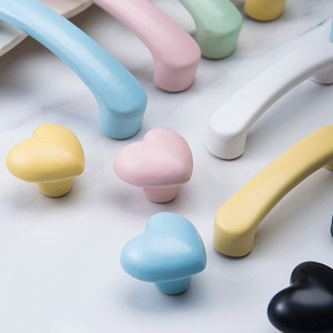 In-stock Heart-shaped Ceramic Drawer Pulls Childrens Wardrobe Handles Adhesive Minimalist Cabinet <strong>Door</strong> <strong>Knobs</strong> New Chinese - Product Image 2