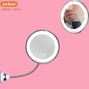 Miroir de maquillage LED SUNMAX 10X avec ventouse et lumière à intensité réglable - Product Image 1