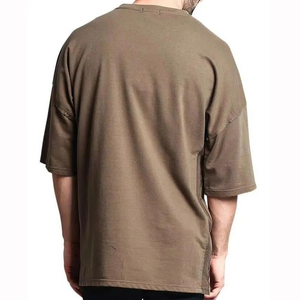 Camiseta Oversize de Alta Calidad a Precio Mayorista, Manga Corta, Cuello Redondo, Color Liso, Tejido Casual, 100% Algodón, Diseño Teñido Liso - Product Image 2