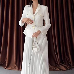 Ensemble 2 pièces décontracté pour femme : Haut de costume à revers cintré et jupe longue plissée, couleur unie, écologique, respirant, mode estivale - Product Image 3