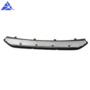 Новый передний бампер в стиле F-Sport: верхняя защита и нижний молдинг для RX200T/RX450H 2016-2018 - Product Image 1