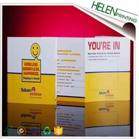 Impresión de catálogo de folletos con acabado brillante, diseño personalizado con opciones de estampado de papel recubierto, papel artístico, cartón corrugado