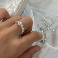 Schlichtes Design Runder Perlenring Hochwertiger Eleganter Elastischer Ring Personalisierter Zeigefingerring für Frauen