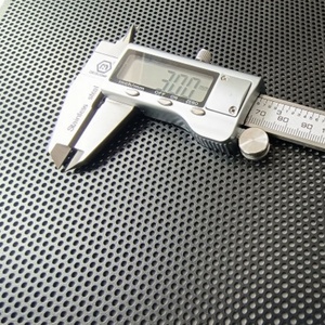 Malla Metálica Perforada con Orificios Redondos de Aluminio de 1.8mm, Lámina de Malla Metálica Perforada para Disipación de Calor - Product Image 6