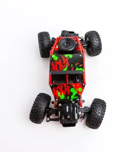 Sıcak çocuklar elektrikli Off-Road araç hızlı hızlı Rc oyuncak arabalar 2.4g ölçekli 1:18 RC araba