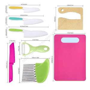 Lot de 13 ustensiles de cuisine en plastique pour enfants, ensemble de couteaux et planches à découper pour jeux d'enfants, emporte-pièces à sandwich - Product Image 5