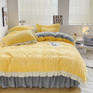 Set di Lenzuola in Velluto Moderno, Copripiumino in Pelliccia di Coniglio, Trapunta con Motivo Gratuito per Uso Domestico, con Borsa - Product Image 3