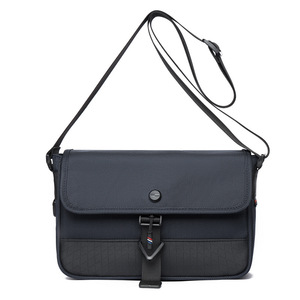 Nouveau design, style urbain, sac messager classique pour homme, grande capacité, pour le travail ou les voyages, sac bandoulière à rabat. - Product Image 3