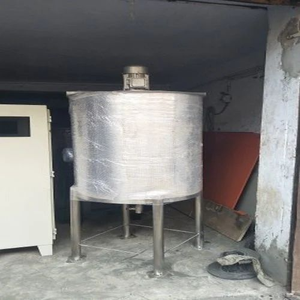 Recipiente de mezcla de acero inoxidable SS con agitador Grado GMP para uso industrial - Product Image 4