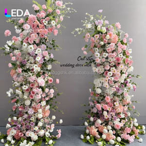 Arco de Flores Artificiales de Seda de Color Personalizado Hecho a Mano por LEDA para Decoraciones de Bodas y Eventos - Product Image 6