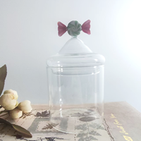 Bocal à bonbons en verre borosilicaté transparent soufflé à la main avec couvercle Boîte de rangement unique pour le stockage quotidien des aliments dans la cuisine