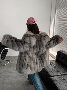 Giacca <span class=keywords><strong>di</strong></span> pelliccia <span class=keywords><strong>di</strong></span> <span class=keywords><strong>volpe</strong></span> naturale da donna <span class=keywords><strong>di</strong></span> lusso stile invernale soffice pelliccia <span class=keywords><strong>di</strong></span> <span class=keywords><strong>volpe</strong></span> - Product Image 5