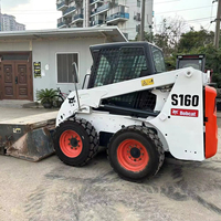 Kubota 25PS Motorgetriebener Derette V1000 Bobcat Mini-Skid-Diesel-Lader mit Kompaktlader-Anbaugerät