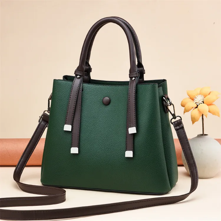 2023 new trending classical college green patent leather fancy youth girls shoulder handbag manufacturers