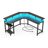 Nouveau bureau de jeu en forme de L en fibre de carbone noire avec éclairage LED et prises électriques, support complet pour moniteur