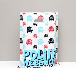 Sacs à provisions en plastique PE-BD imperméables personnalisés avec poignée découpée Sacs en plastique avec gousset pour l'emballage de chaussures/vêtements et le stockage de portefeuille - Product Image 3