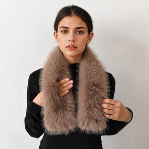 Écharpe longue <span class=keywords><strong>en</strong></span> <span class=keywords><strong>fausse</strong></span> <span class=keywords><strong>fourrure</strong></span> de renard pour femme, chaude et double face, extra épaisse, polyvalente, col <span class=keywords><strong>en</strong></span> <span class=keywords><strong>fourrure</strong></span>, cache-cou, style croisé, <span class=keywords><strong>snood</strong></span> - Product Image 3