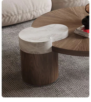 Table basse simple en noyer avec plateau circulaire en verre, style italien créatif pour salon