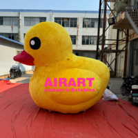 Modèle de canard géant gonflable jaune en peluche de dessin animé