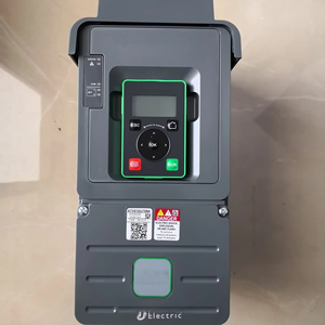 Variateurs de fréquence Schneider, Easy Altivar 610, 2,2 kW, 3 CV, 380 à 460 V, IP20 ATV610U22N4 - Product Image 1