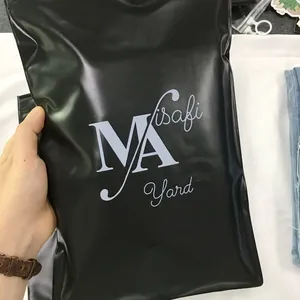 Bán Buôn Tùy Chỉnh Kích Thước Mờ Nhựa Dây Kéo Túi Với In Logo Ziplock Bao Bì Áo Thun Đen May Mặc Polybag