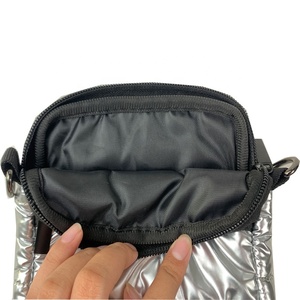 Monedero Popular Ins para hombre, chaqueta acolchada pequeñ<span class=keywords><strong>a</strong></span> y brillante, pequeñ<span class=keywords><strong>a</strong></span>, acolchada, <span class=keywords><strong>a</strong></span> prueba de agua, bandolera, 2023 - Product Image 2