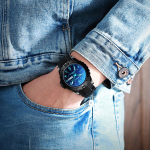 Trendy Großhandel Männer Glow-in-the-Dark Zifferblatt Wasserdicht Schöne Student Wasserdicht Silikon armband Kunststoff Paar Quarzuhr - Product Image 3